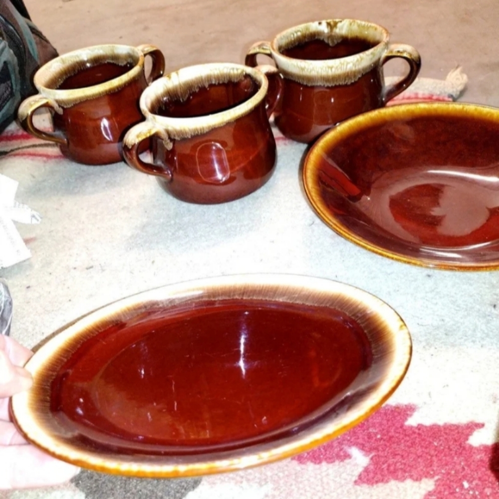 Set McCoy Chili Mugs, saucer & Bowl